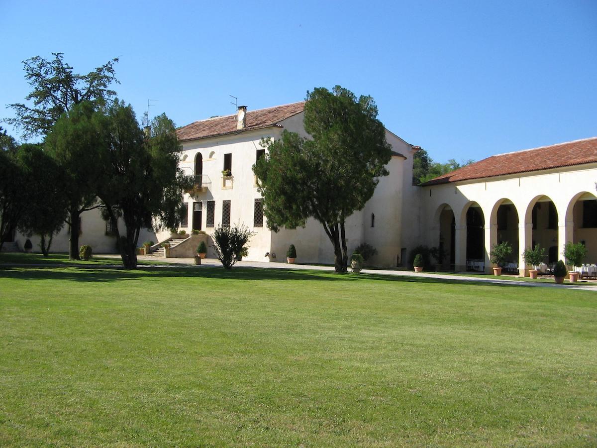 Villa Traverso Pedrina Barbarano Vicentino ภายนอก รูปภาพ